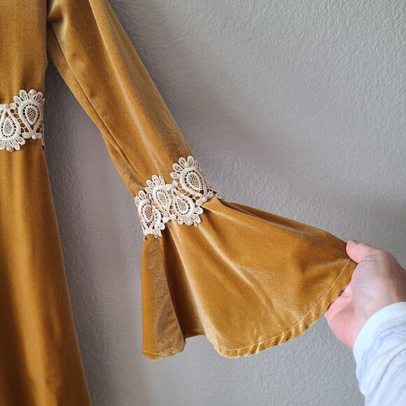 Retro Velour Women Loungewear Size Small Lace Victorian Regency Cosplay Ethereal - Picture 3 of 15